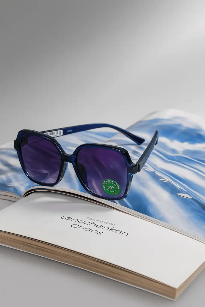 عینک آفتابی زنانه accessories k0073